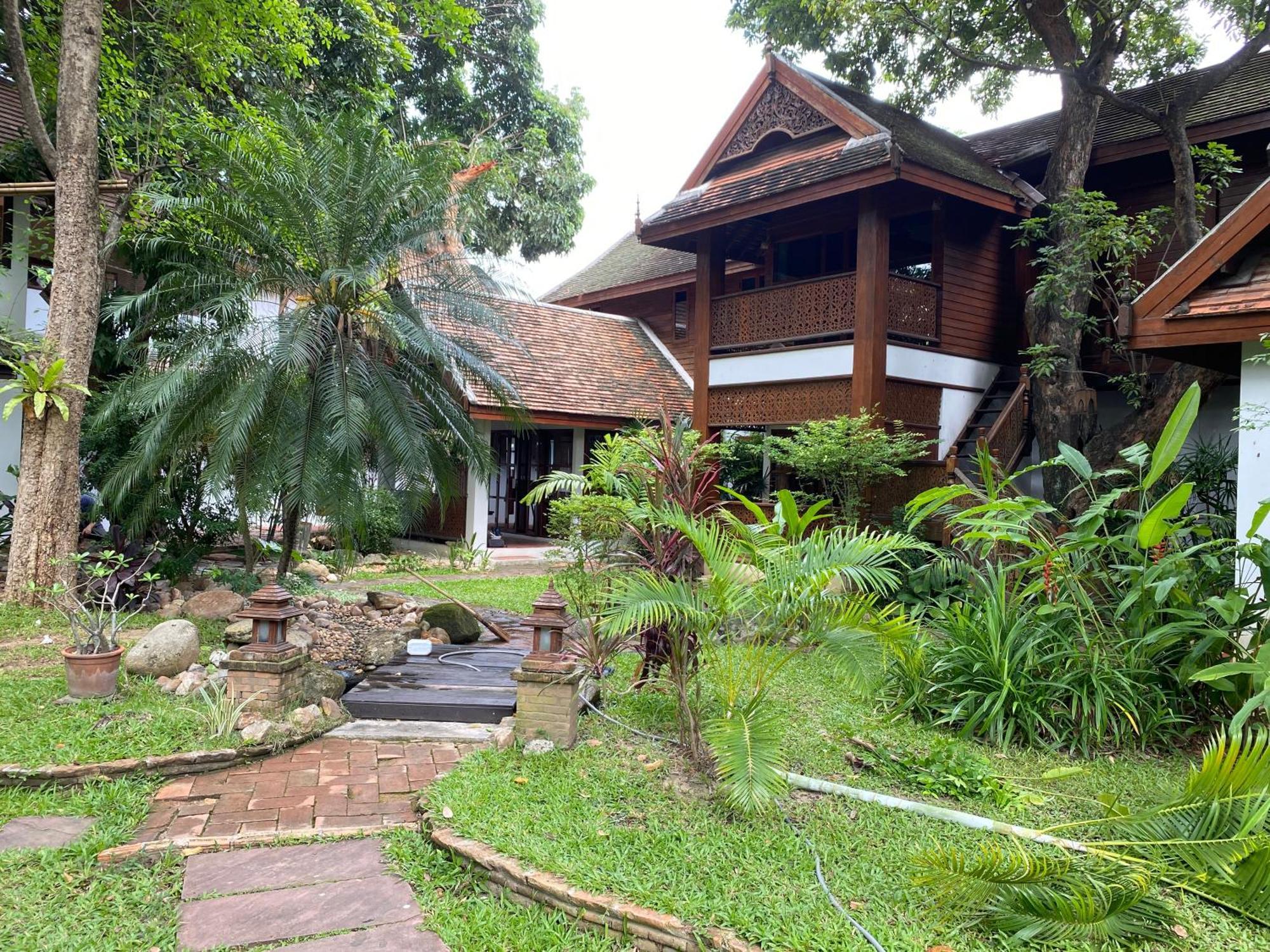 Baan Orapin Bed & Breakfast Chiang Mai Exterior photo