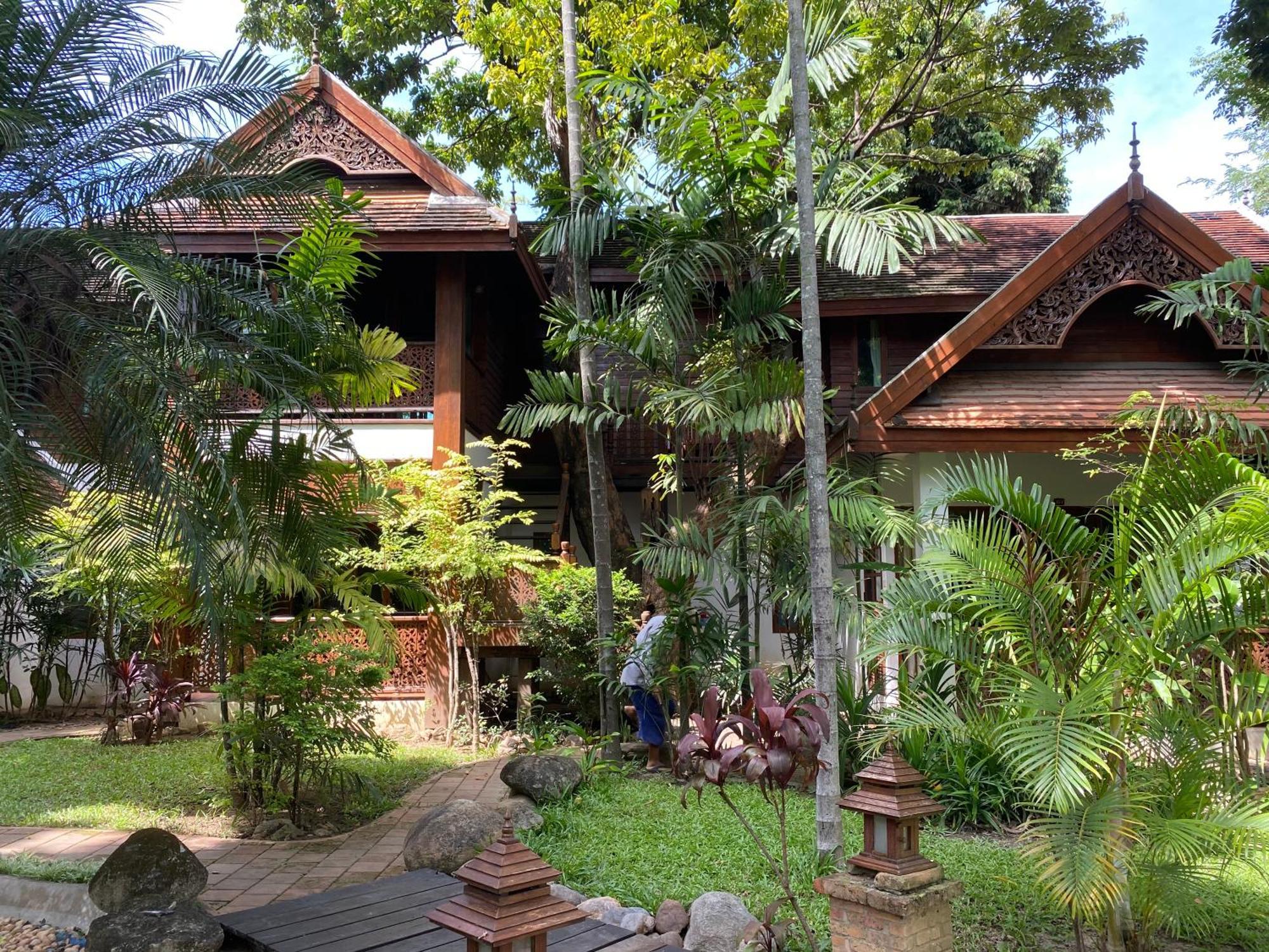 Baan Orapin Bed & Breakfast Chiang Mai Exterior photo