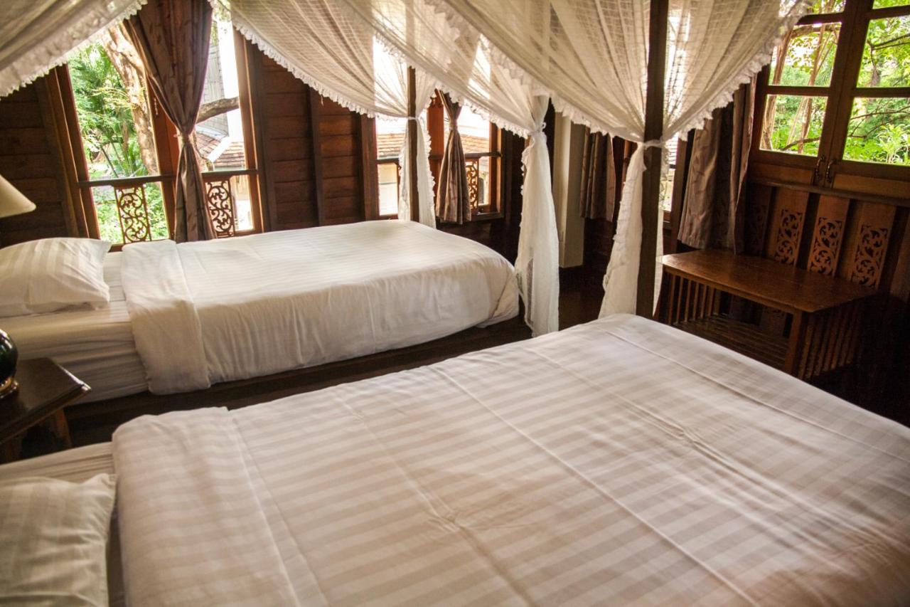 Baan Orapin Bed & Breakfast Chiang Mai Exterior photo