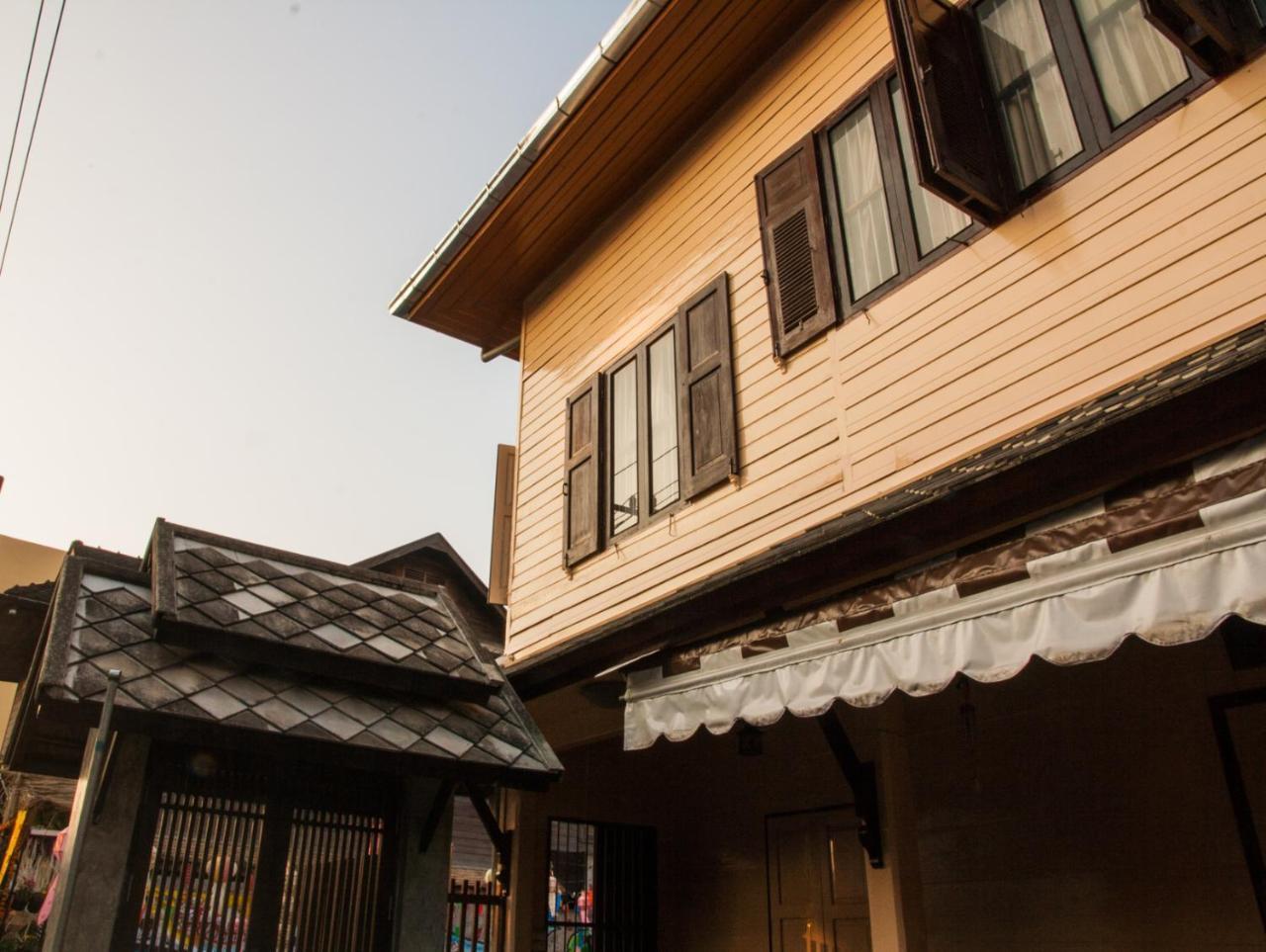 Baan Orapin Bed & Breakfast Chiang Mai Exterior photo