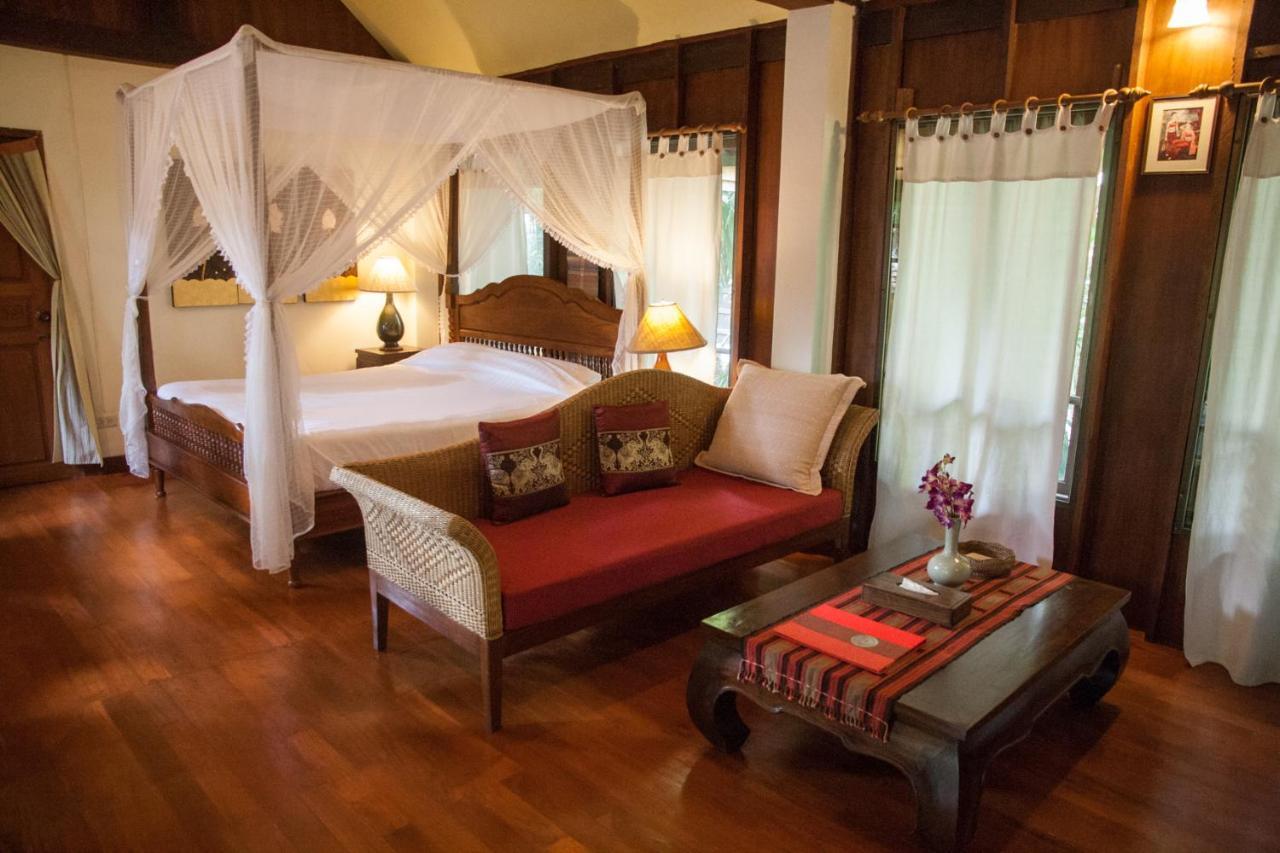 Baan Orapin Bed & Breakfast Chiang Mai Exterior photo